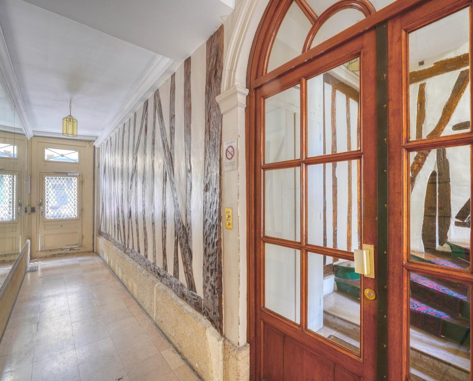Apartamento Saint Germain des Prés - Deluxe Parisian Loft - 5492 Exterior foto