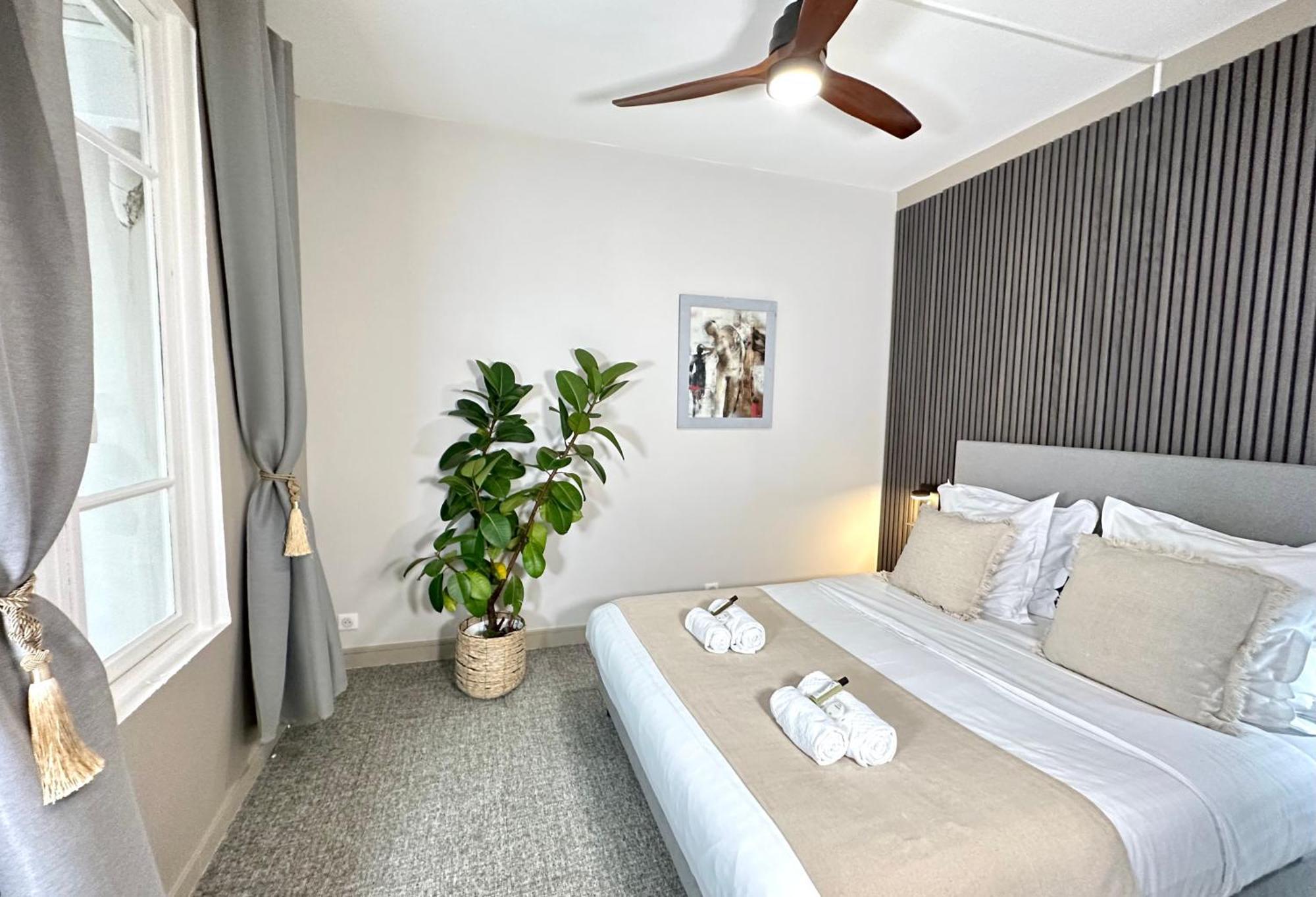 Apartamento Saint Germain des Prés - Deluxe Parisian Loft - 5492 Exterior foto